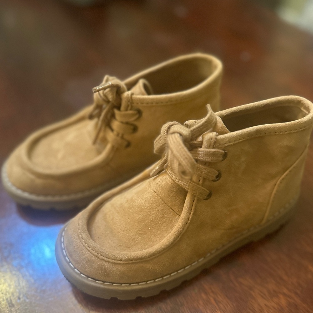Boys Tan Lace-up Boots